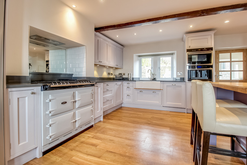 Images for Slaids, Heath Road, Linthwaite, Huddersfield