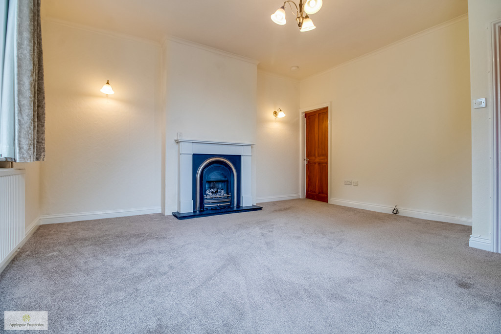 Images for Springwood Road, Thongsbridge, Holmfirth