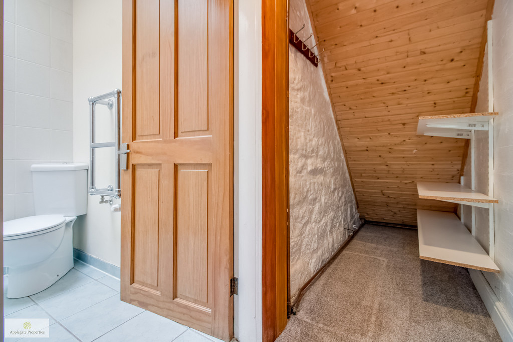Images for Springwood Road, Thongsbridge, Holmfirth