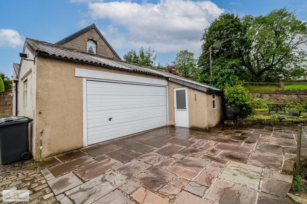 Images for Springwood Road, Thongsbridge, Holmfirth
