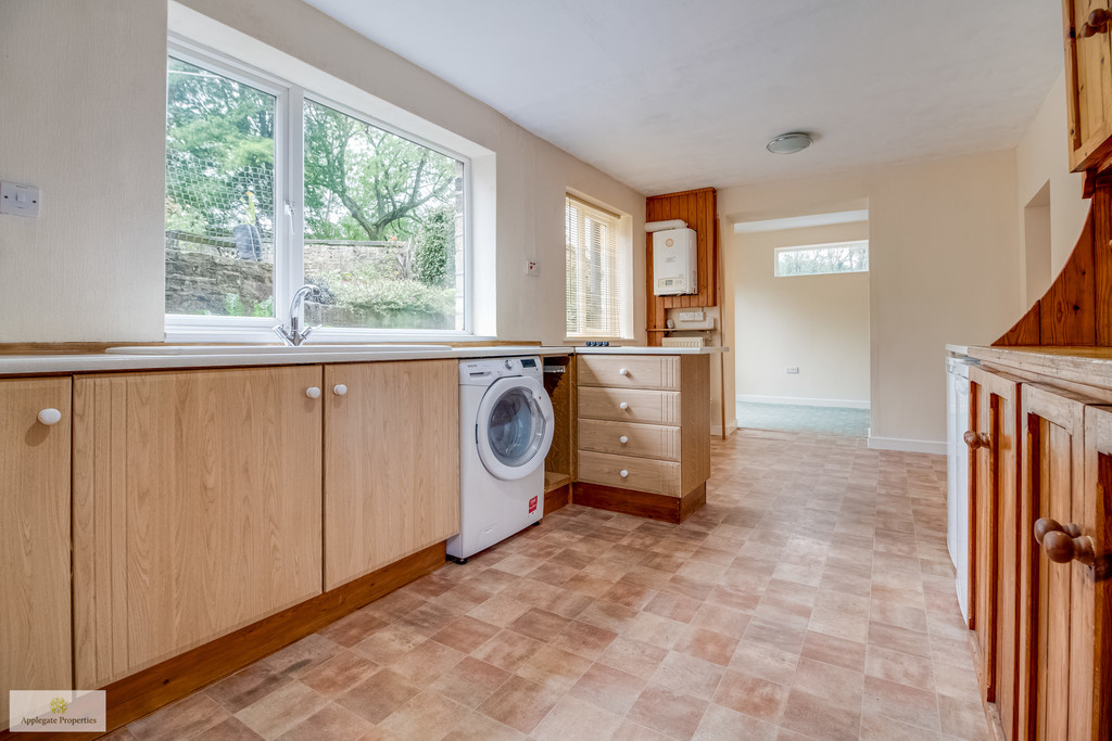 Images for Springwood Road, Thongsbridge, Holmfirth