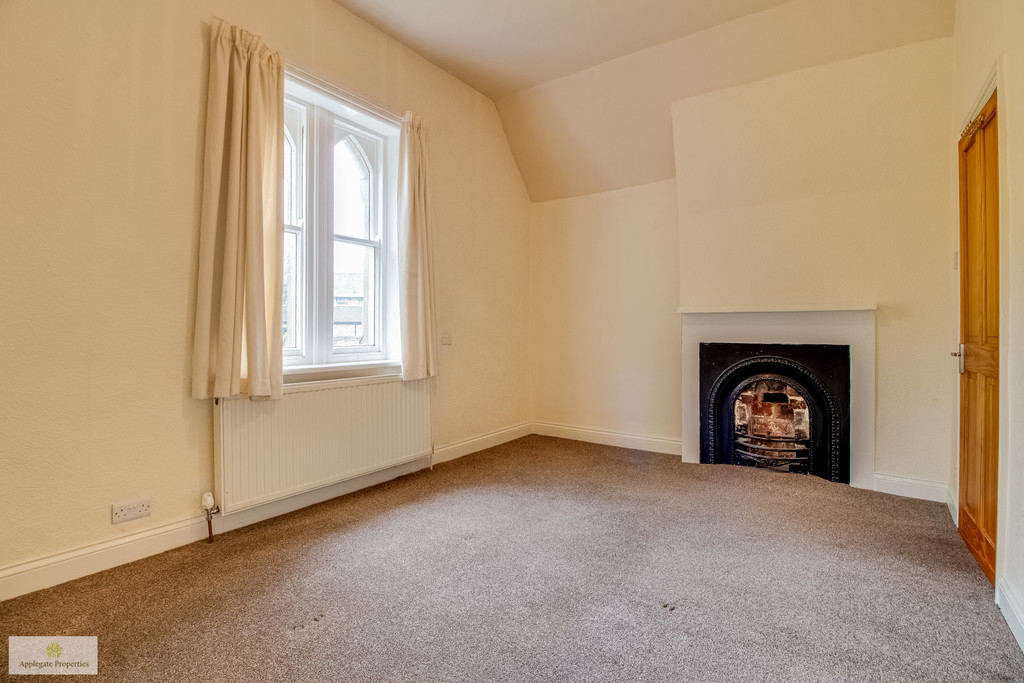 Images for Springwood Road, Thongsbridge, Holmfirth