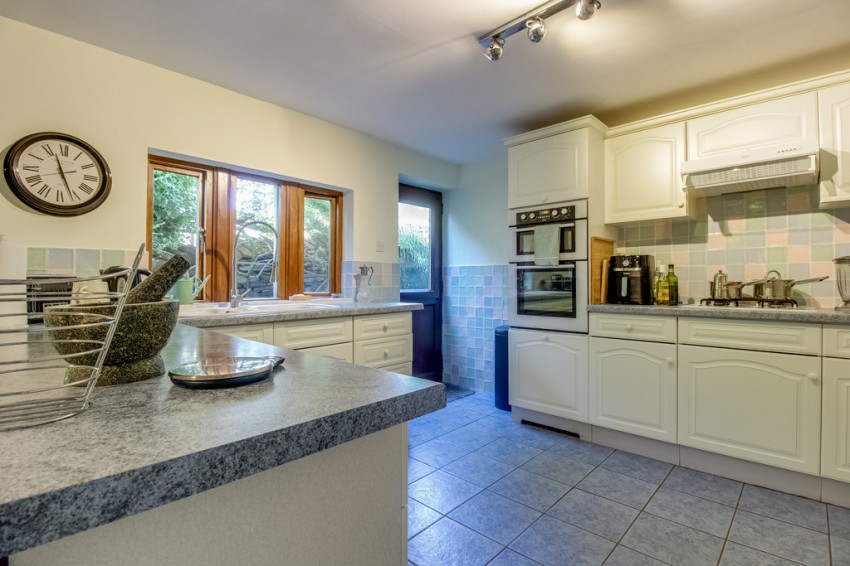 Images for Upperthong, Holmfirth