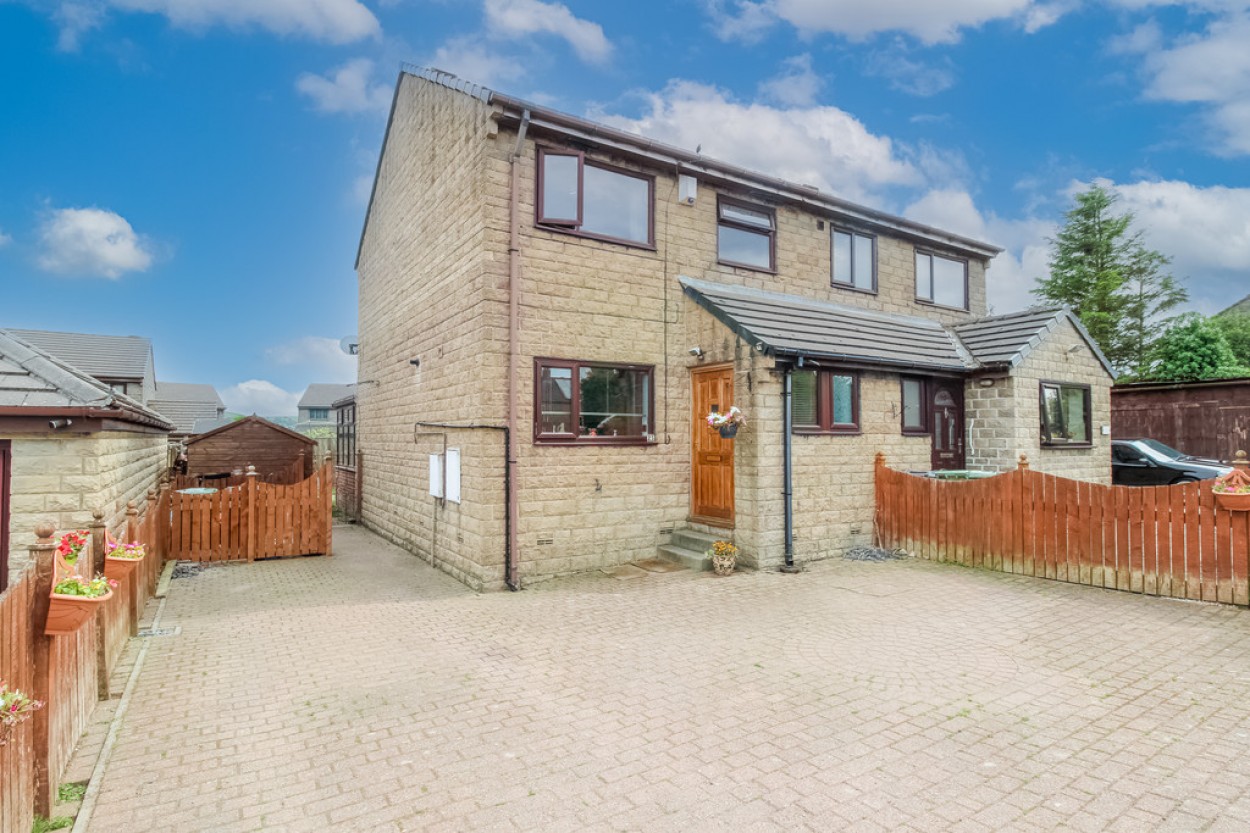 Images for Scholes, Holmfirth