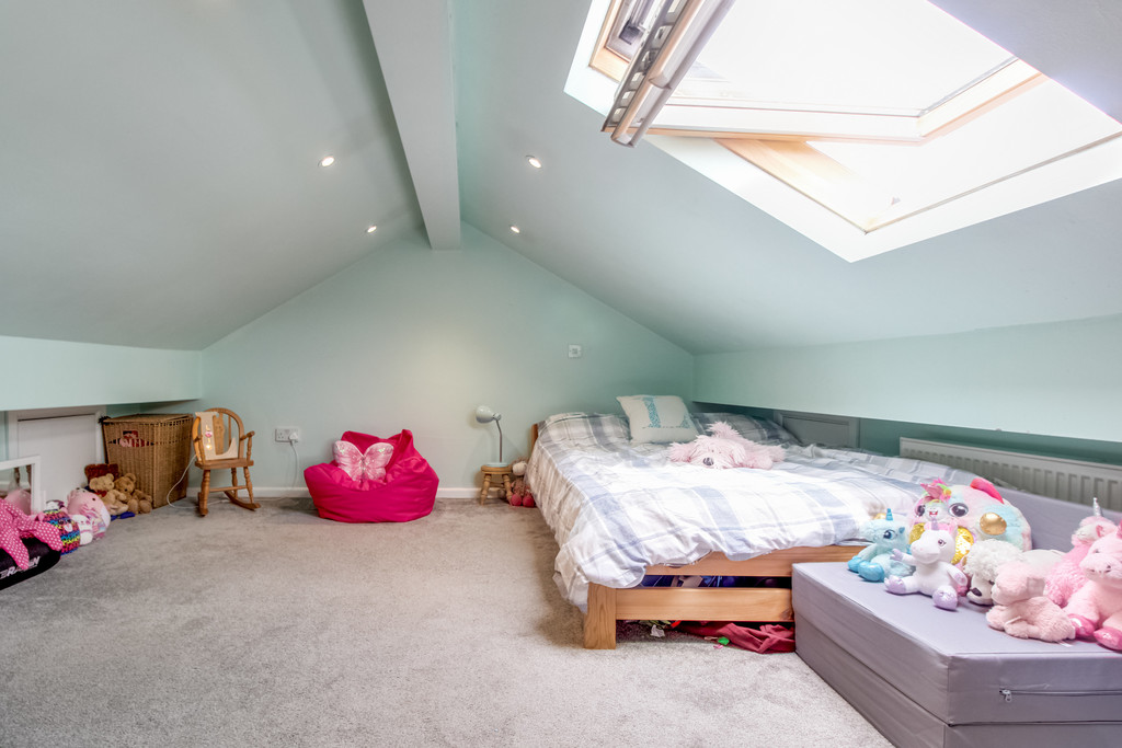 Images for Scholes, Holmfirth