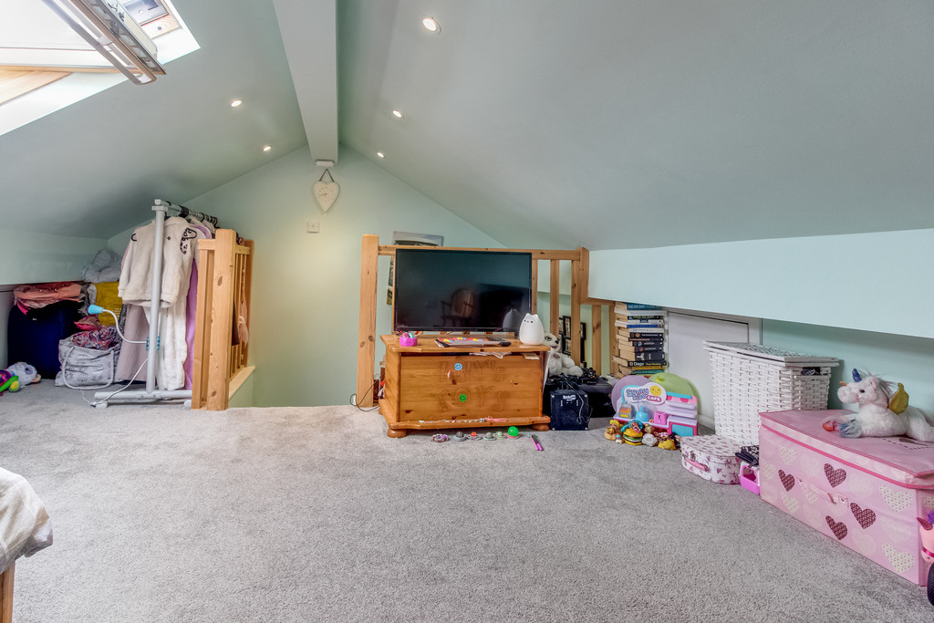 Images for Scholes, Holmfirth