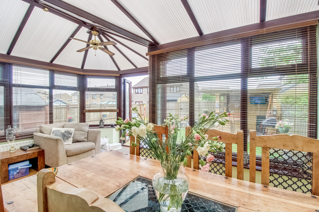 Images for Scholes, Holmfirth