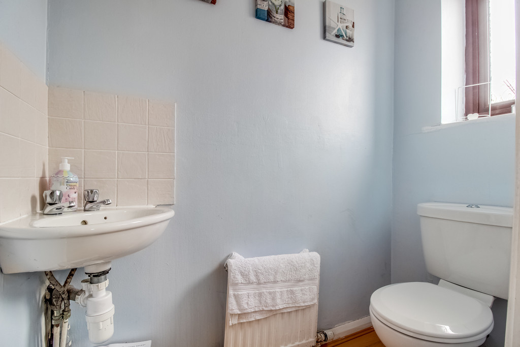 Images for Scholes, Holmfirth