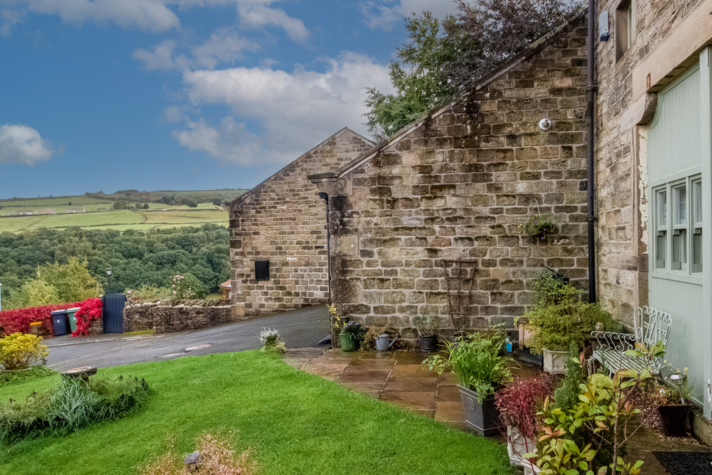 Images for Shaw Lane, Holmfirth