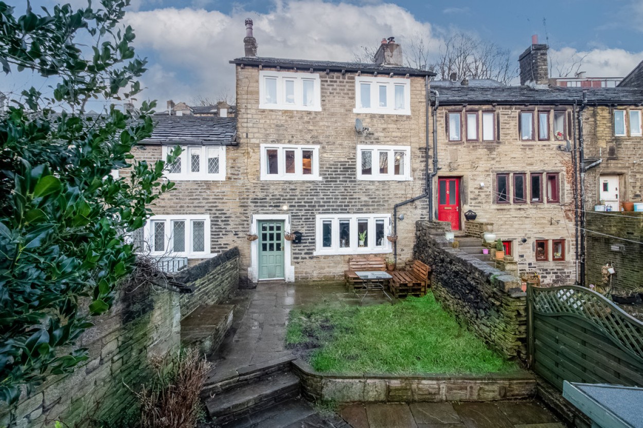 Images for Radcliffe Road, Slaithwaite