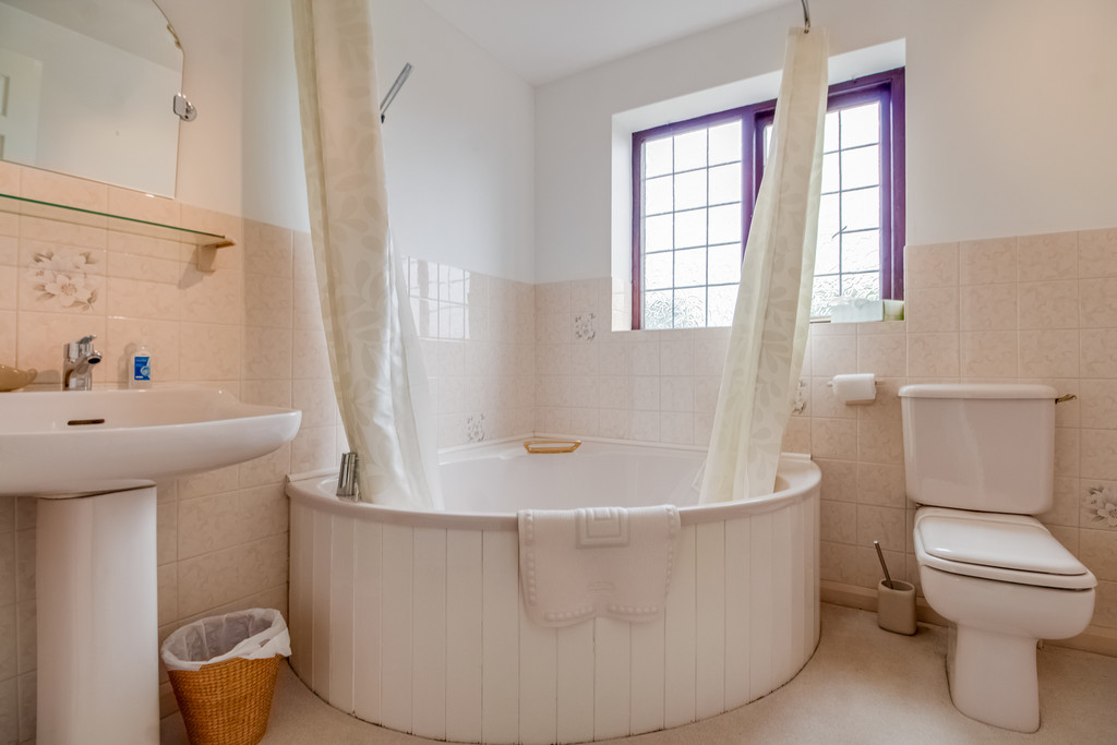 Images for Abbey Close, Hade Edge, Holmfirth
