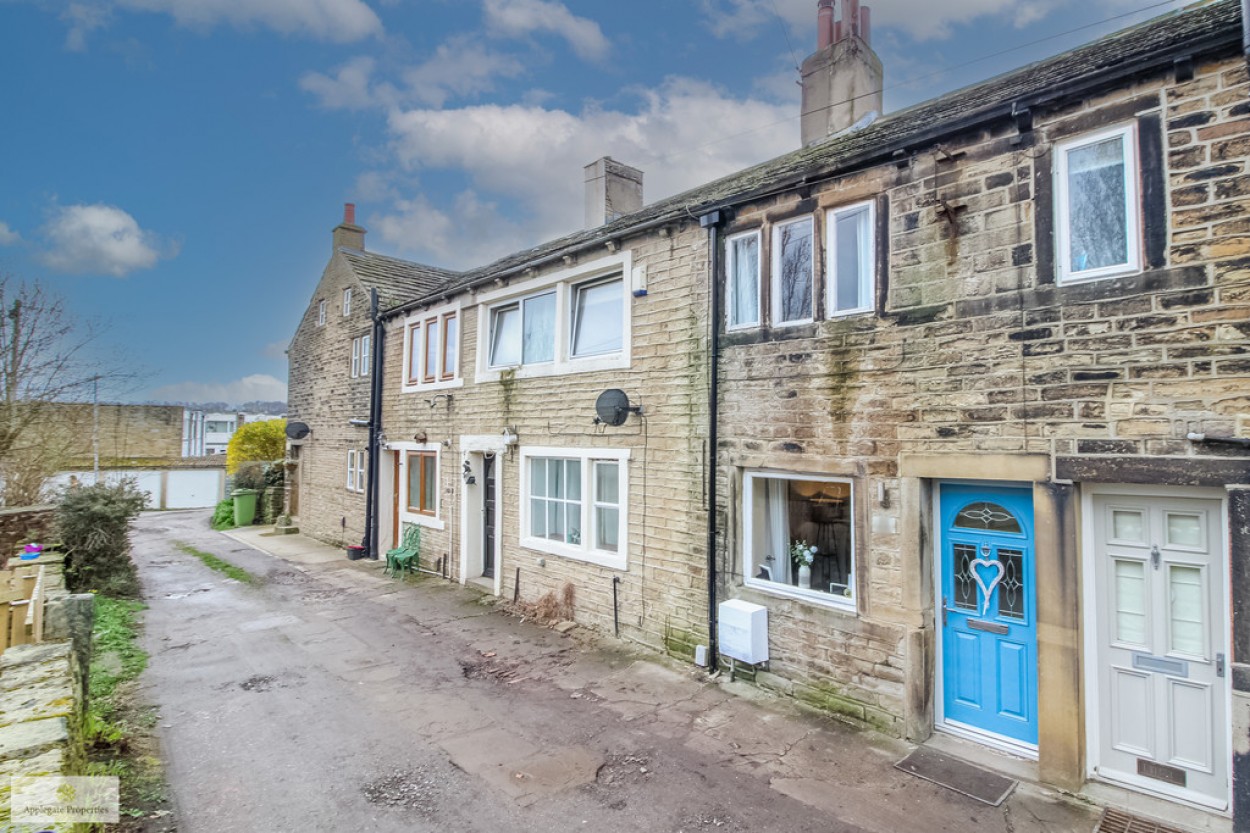 Images for Almondbury, Huddersfield