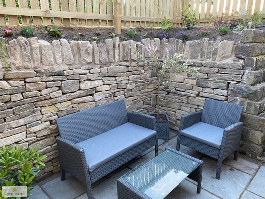 Images for Almondbury, Huddersfield
