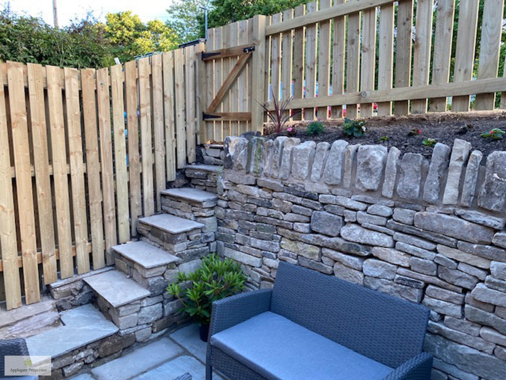 Images for Almondbury, Huddersfield