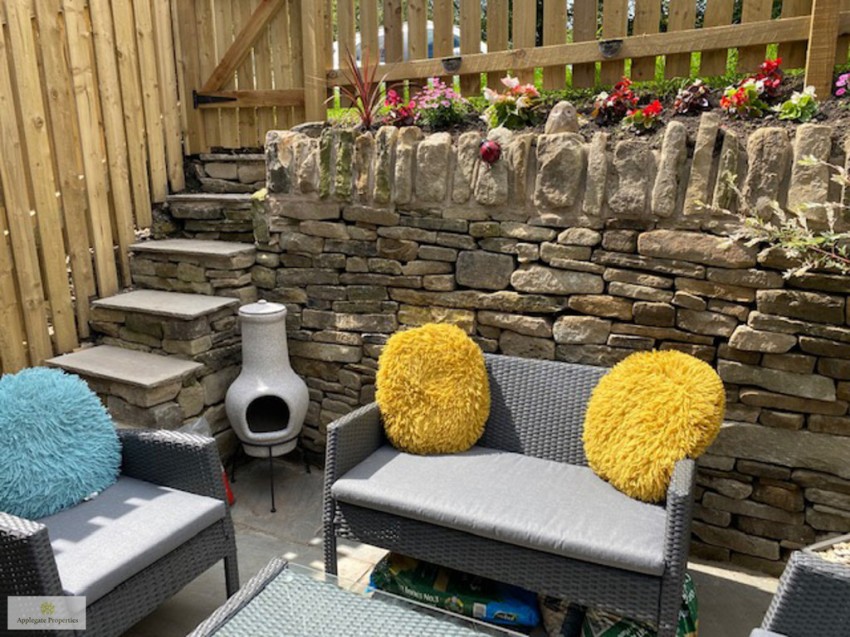 Images for Almondbury, Huddersfield