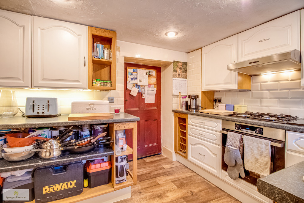 Images for Almondbury, Huddersfield