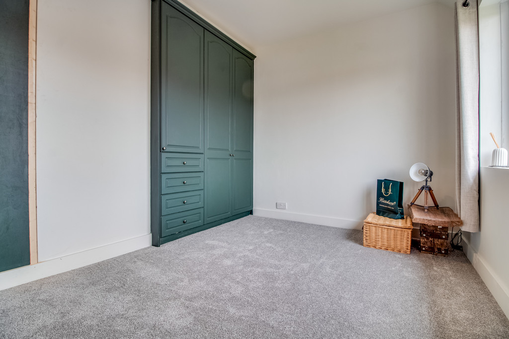Images for Aldonley, Almondbury, Huddersfield