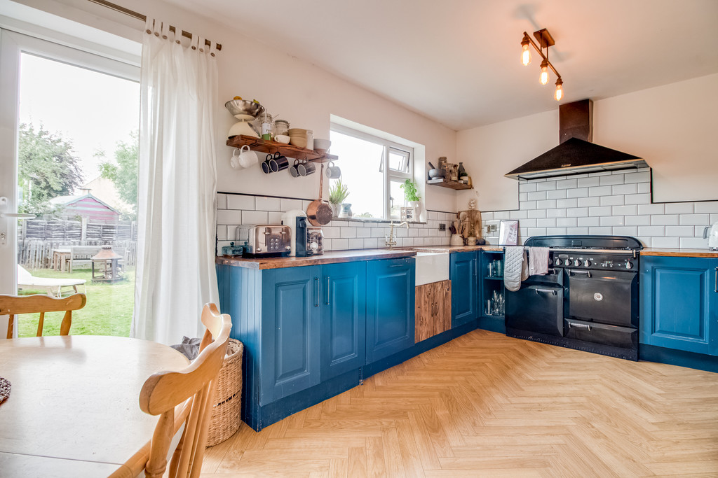 Images for Aldonley, Almondbury, Huddersfield
