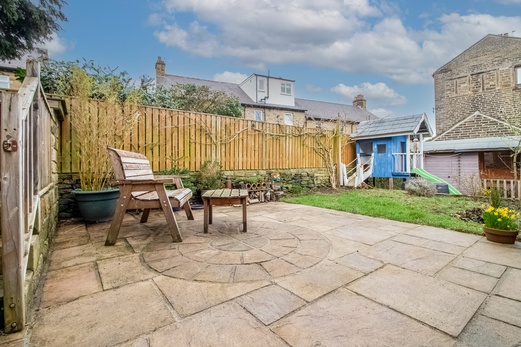 Images for Chapel Terrace, Honley, Holmfirth