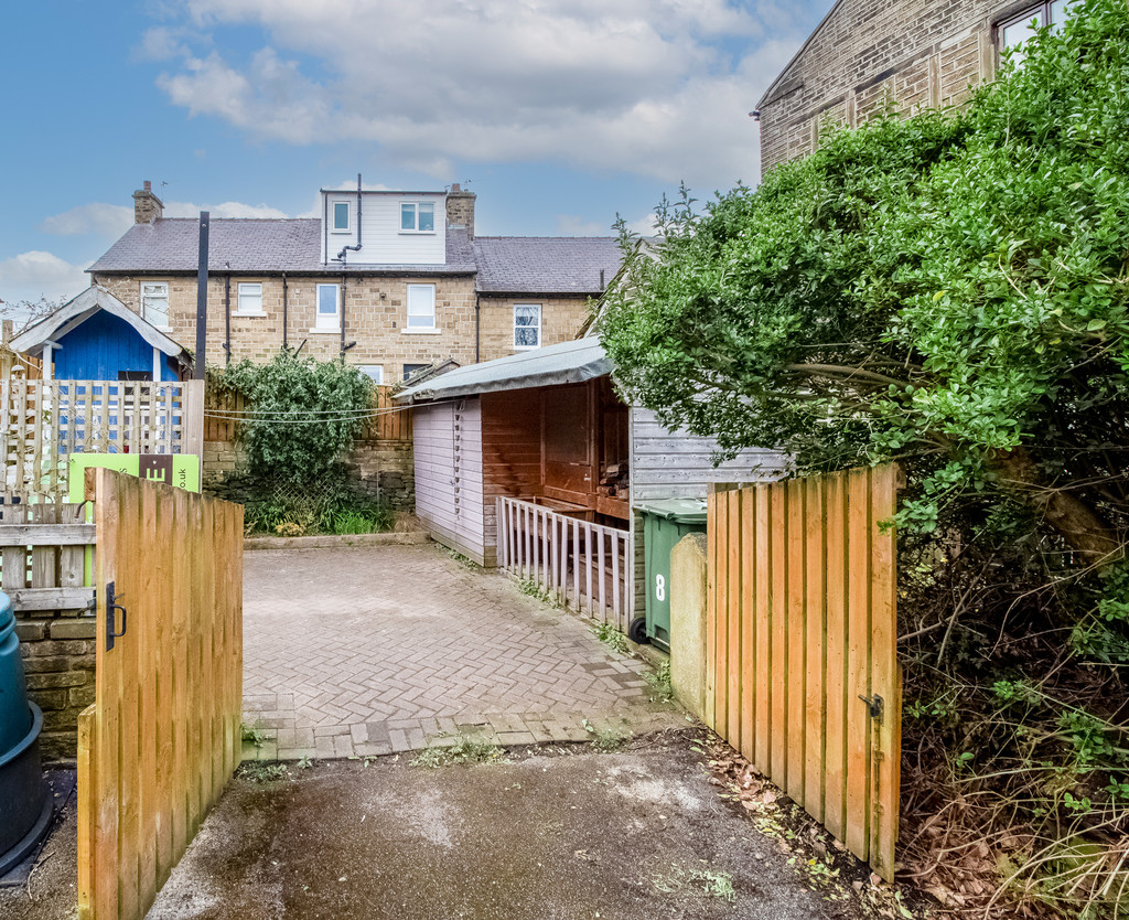 Images for Chapel Terrace, Honley, Holmfirth