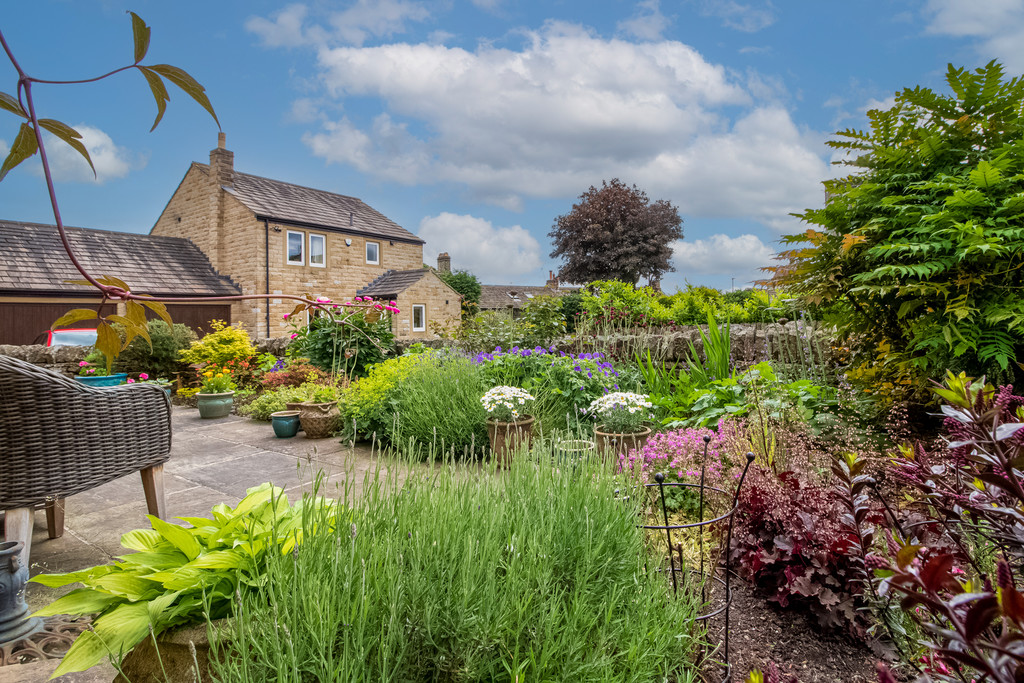 Images for Manor Drive, Farnley Tyas, Huddersfield