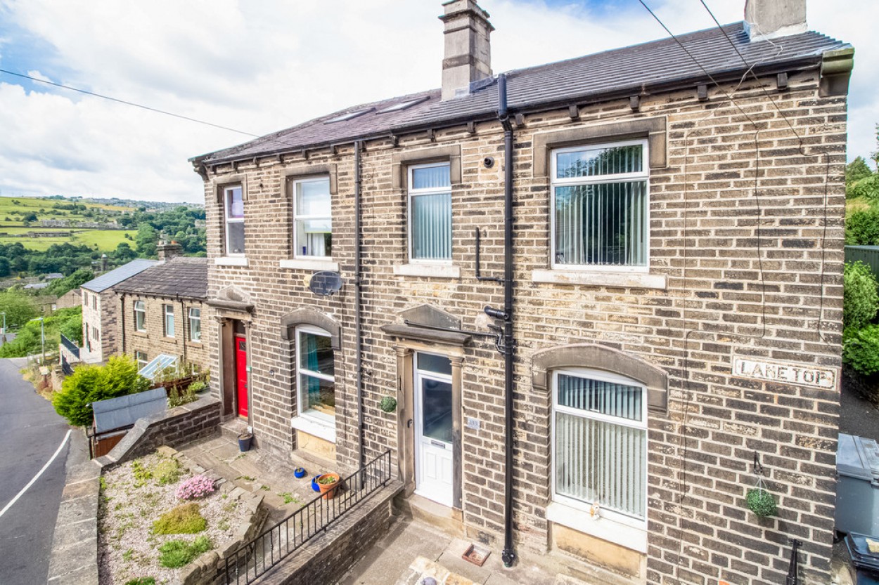 Images for Lane Top, Linthwaite, Huddersfield