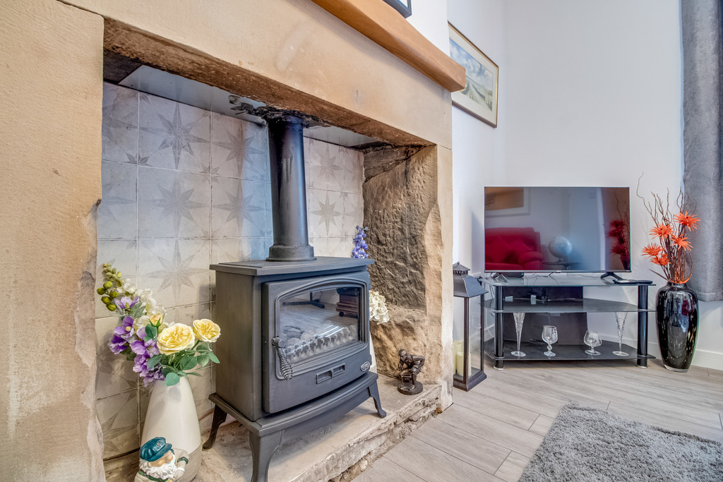 Images for Lane Top, Linthwaite, Huddersfield