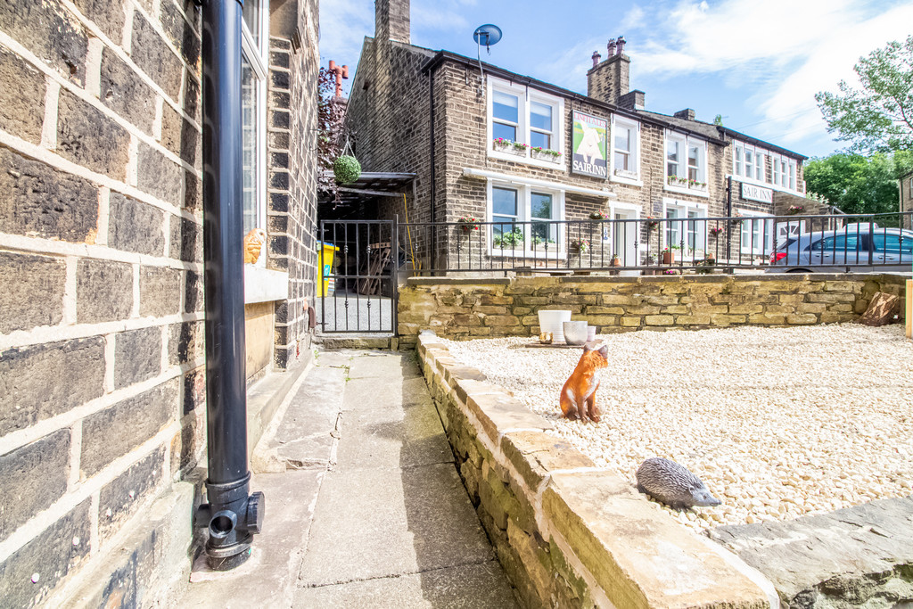 Images for Lane Top, Linthwaite, Huddersfield