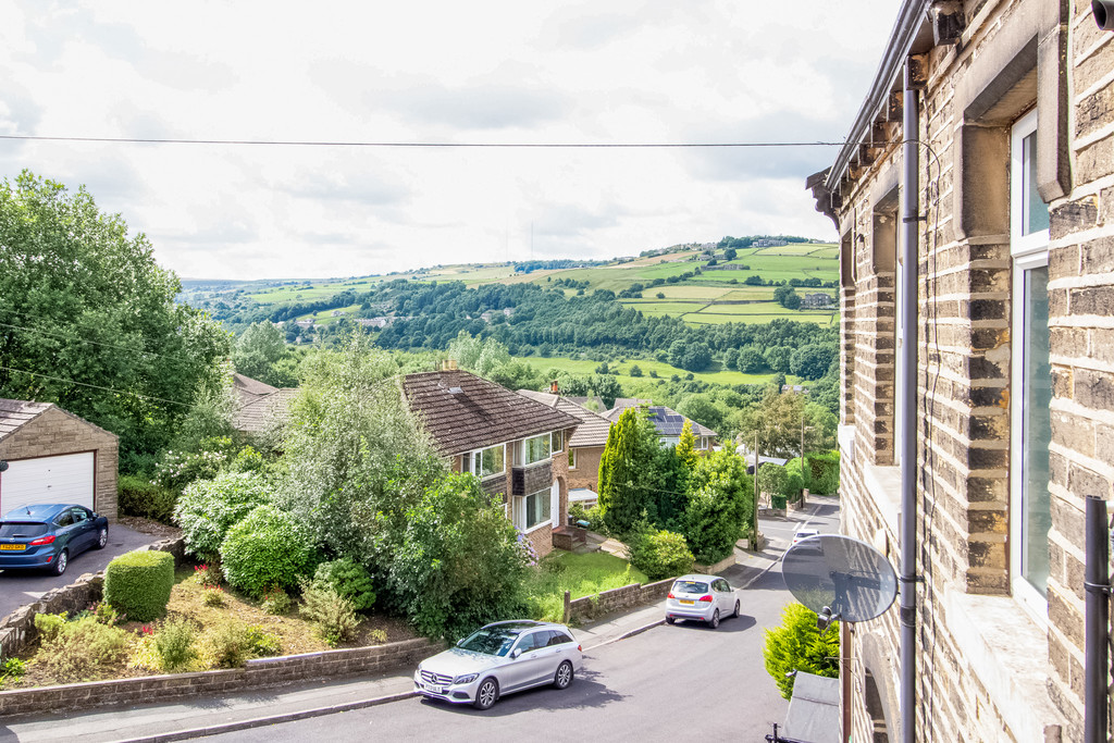 Images for Lane Top, Linthwaite, Huddersfield