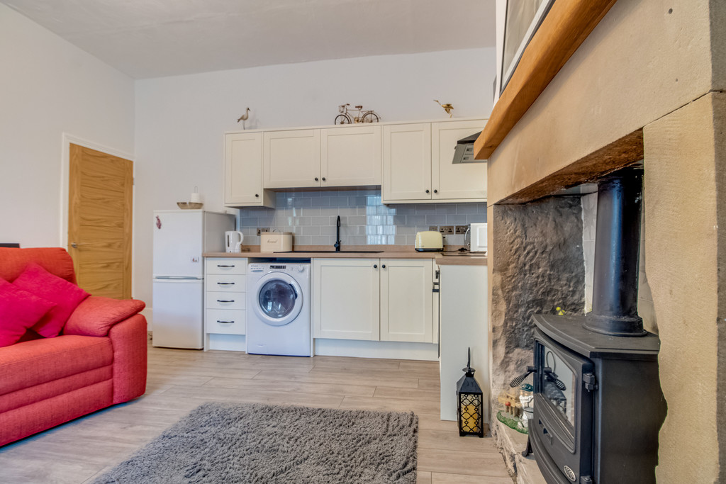 Images for Lane Top, Linthwaite, Huddersfield