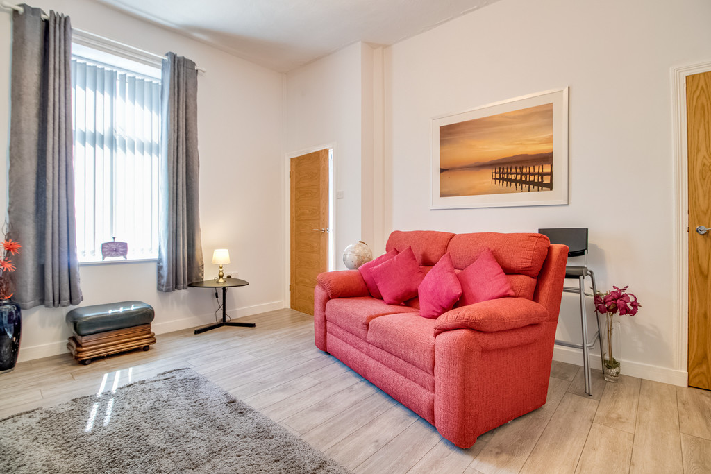 Images for Lane Top, Linthwaite, Huddersfield