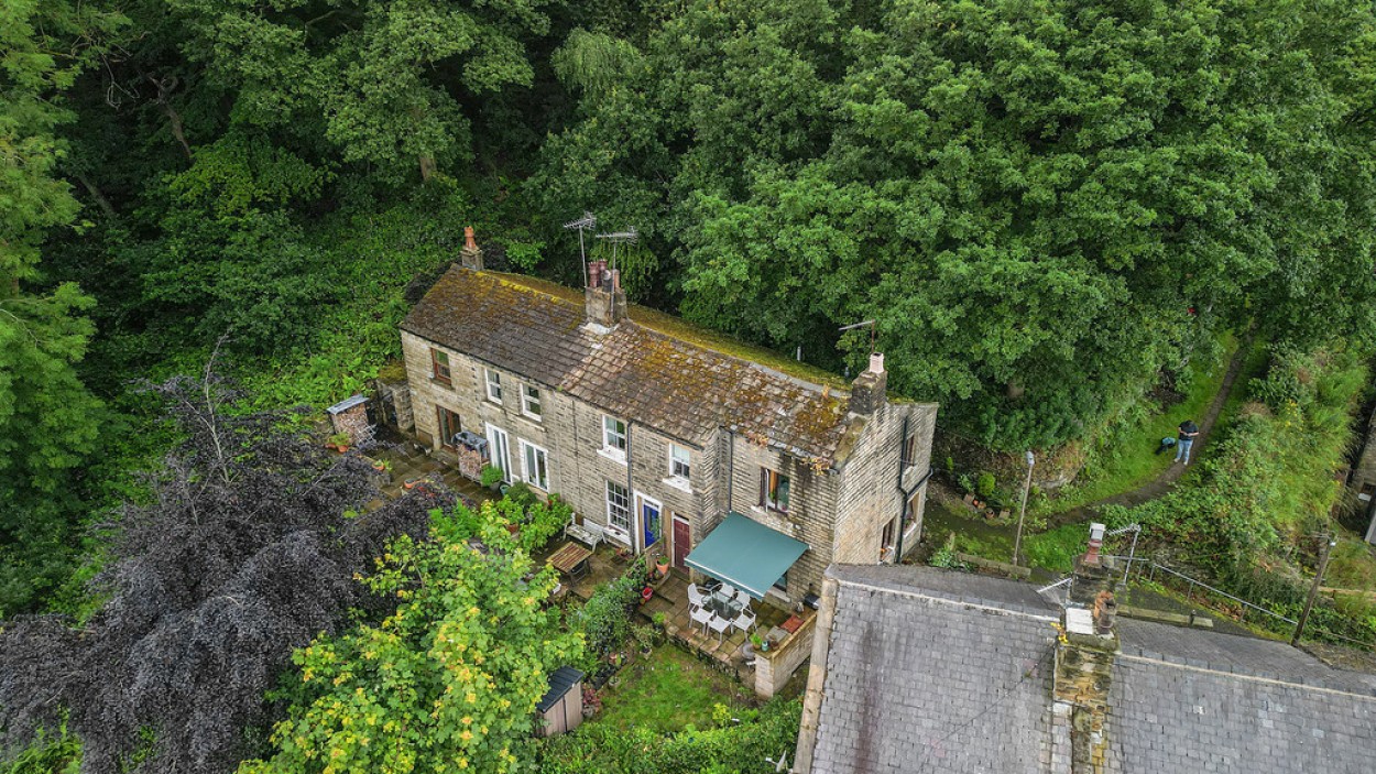 Images for Wood End Road, Huddersfield