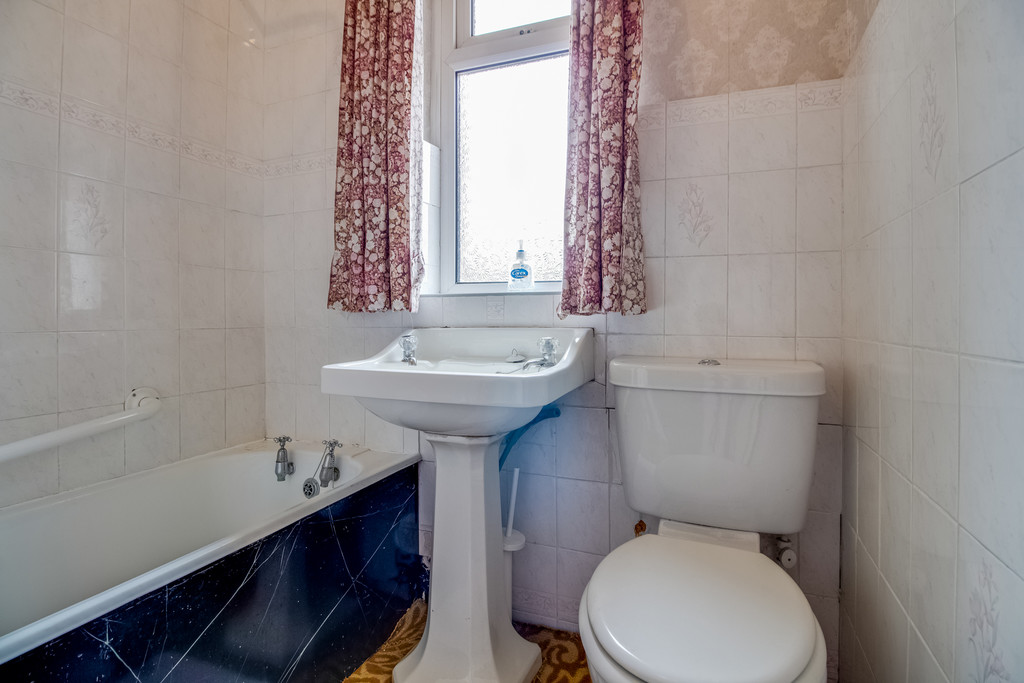 Images for Reinwood Road, Huddersfield