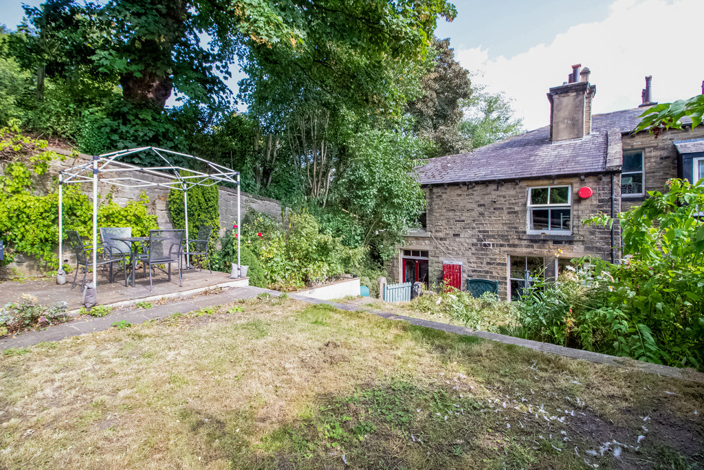 Images for Calf Hill Road, Thongsbridge, Holmfirth