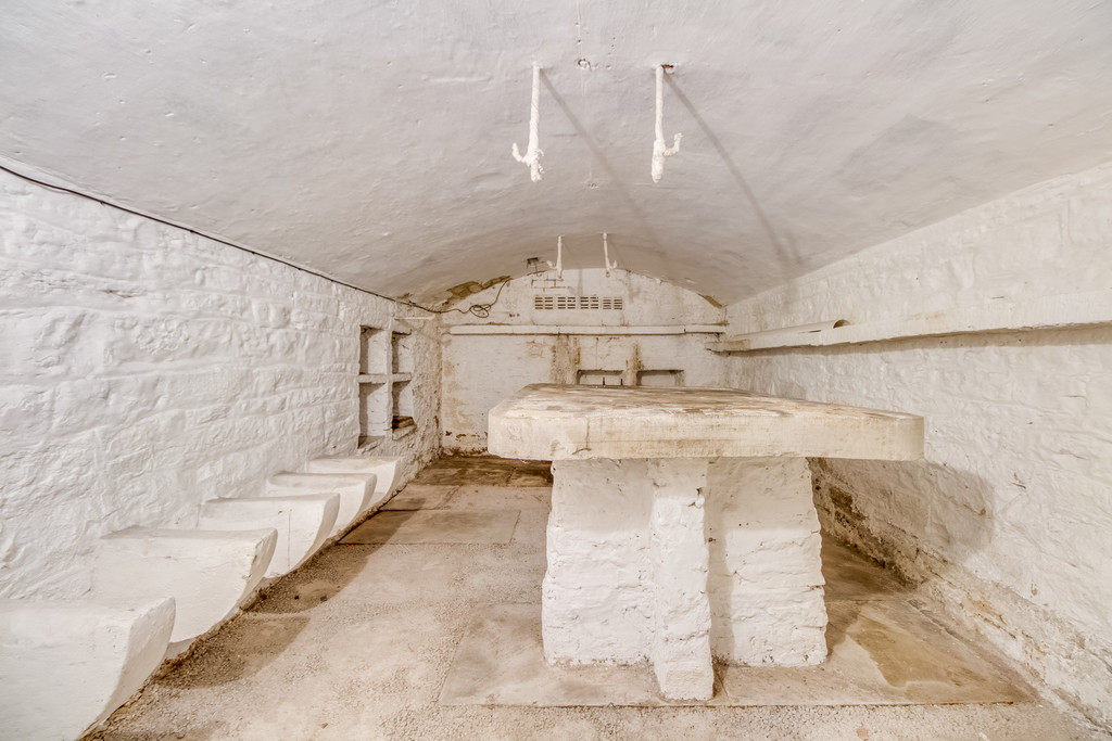 Images for Calf Hill Road, Thongsbridge, Holmfirth