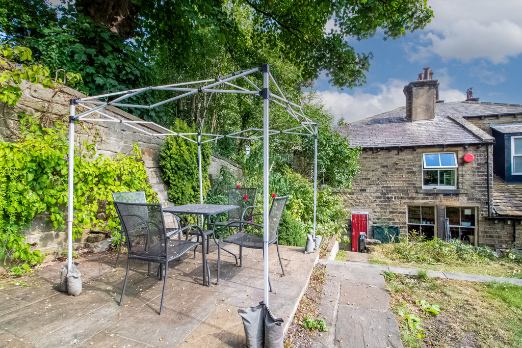 Images for Calf Hill Road, Thongsbridge, Holmfirth