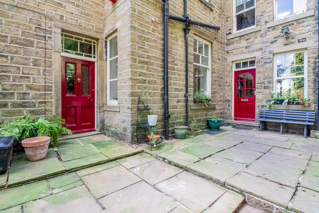 Images for Calf Hill Road, Thongsbridge, Holmfirth
