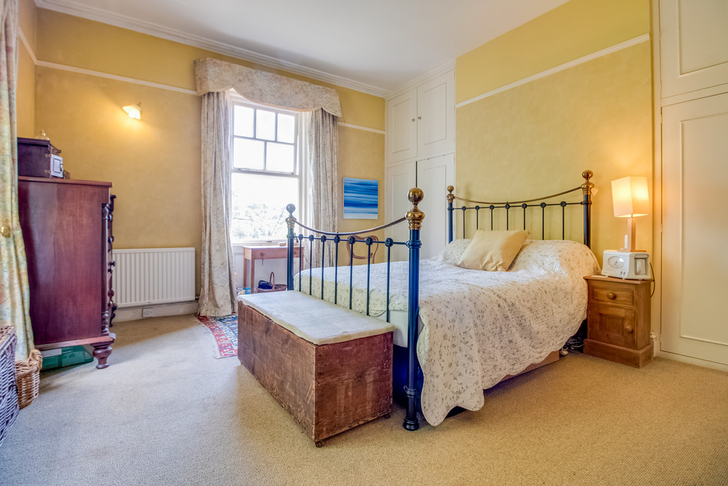 Images for Calf Hill Road, Thongsbridge, Holmfirth