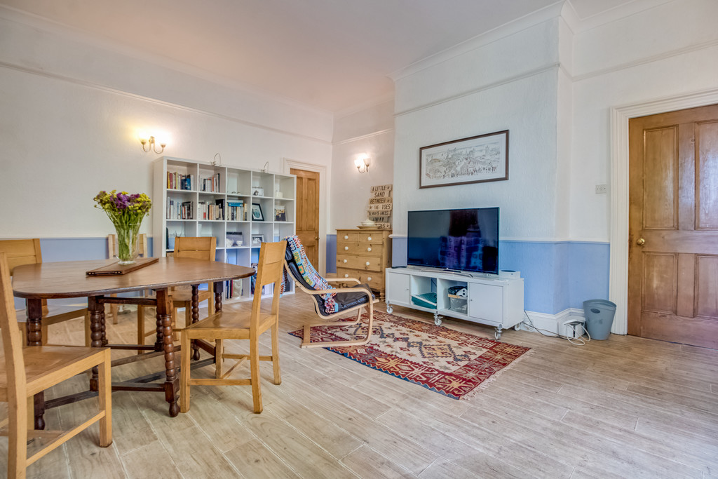 Images for Calf Hill Road, Thongsbridge, Holmfirth