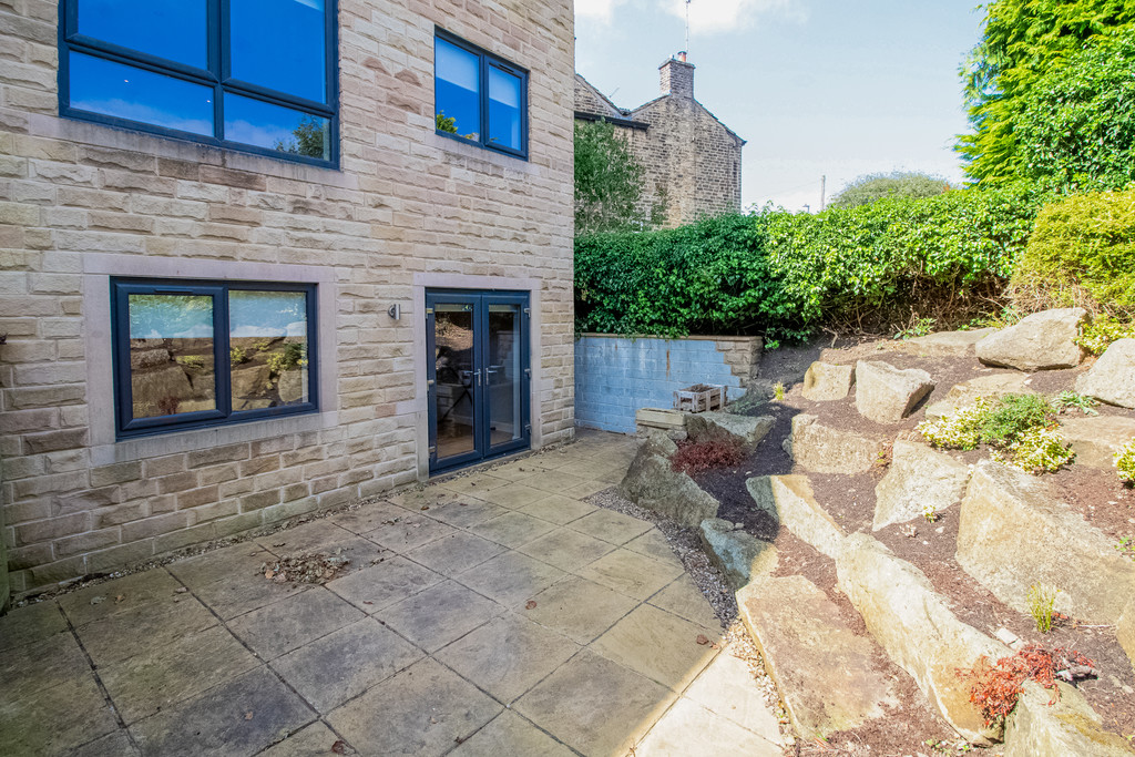 Images for The Bridges, Thongsbridge, Holmfirth