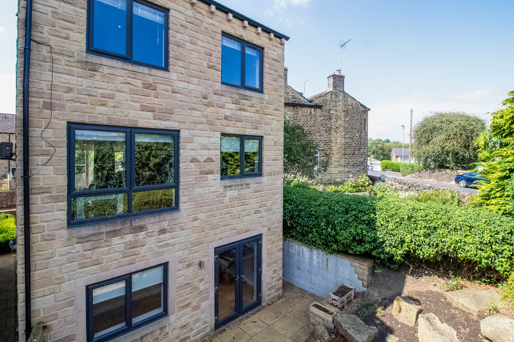 Images for The Bridges, Thongsbridge, Holmfirth