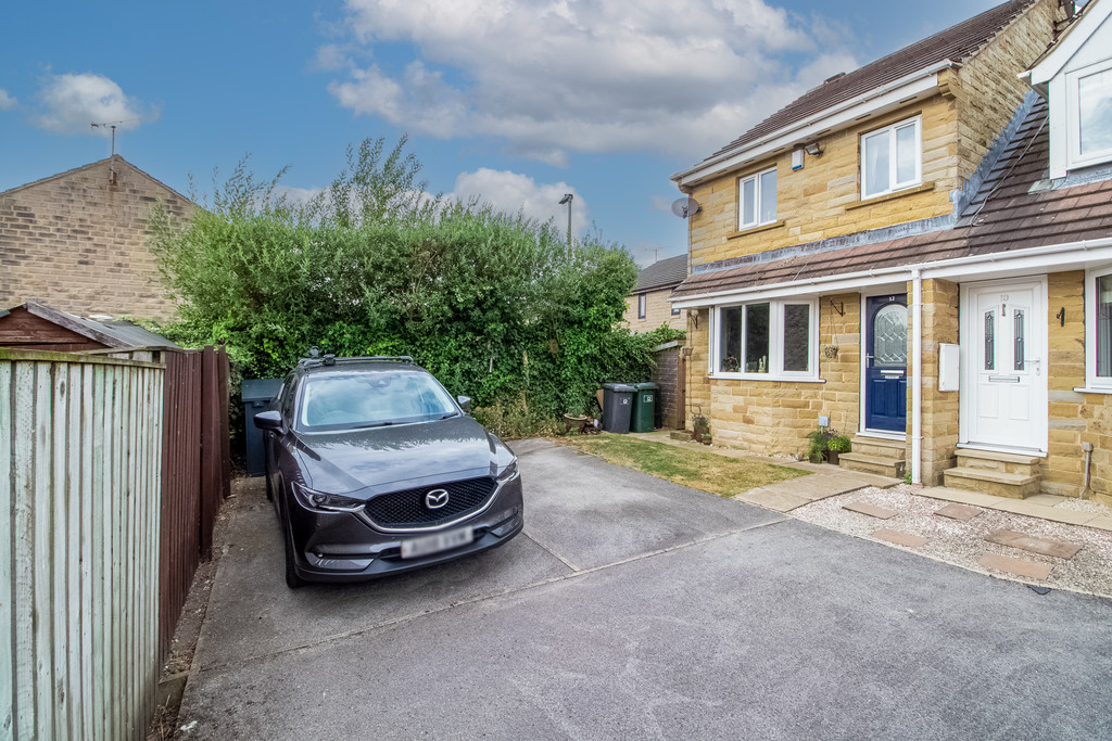 Images for Elder Mews, Shelley, Huddersfield