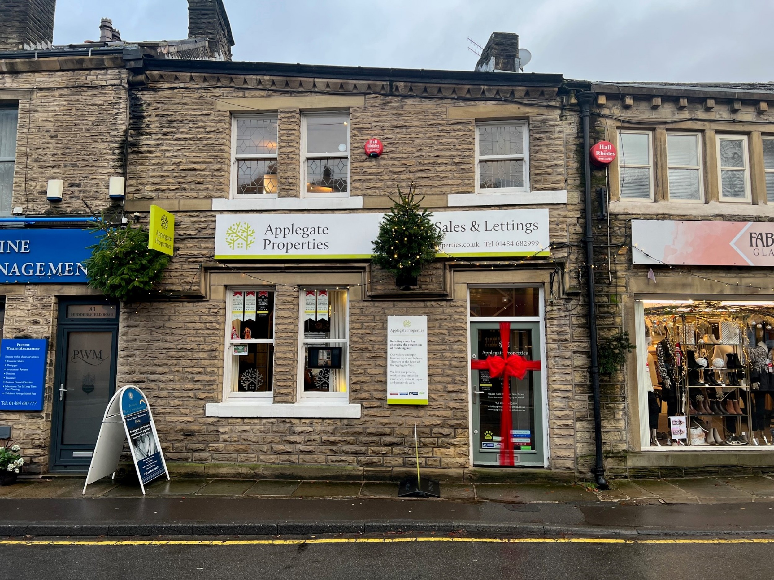 Exploring Applegate Properties - Your gateway to Holmfirth Properties