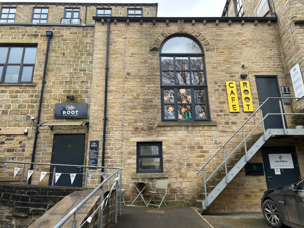 Exploring New Mill: A Charming Village in Holmfirth