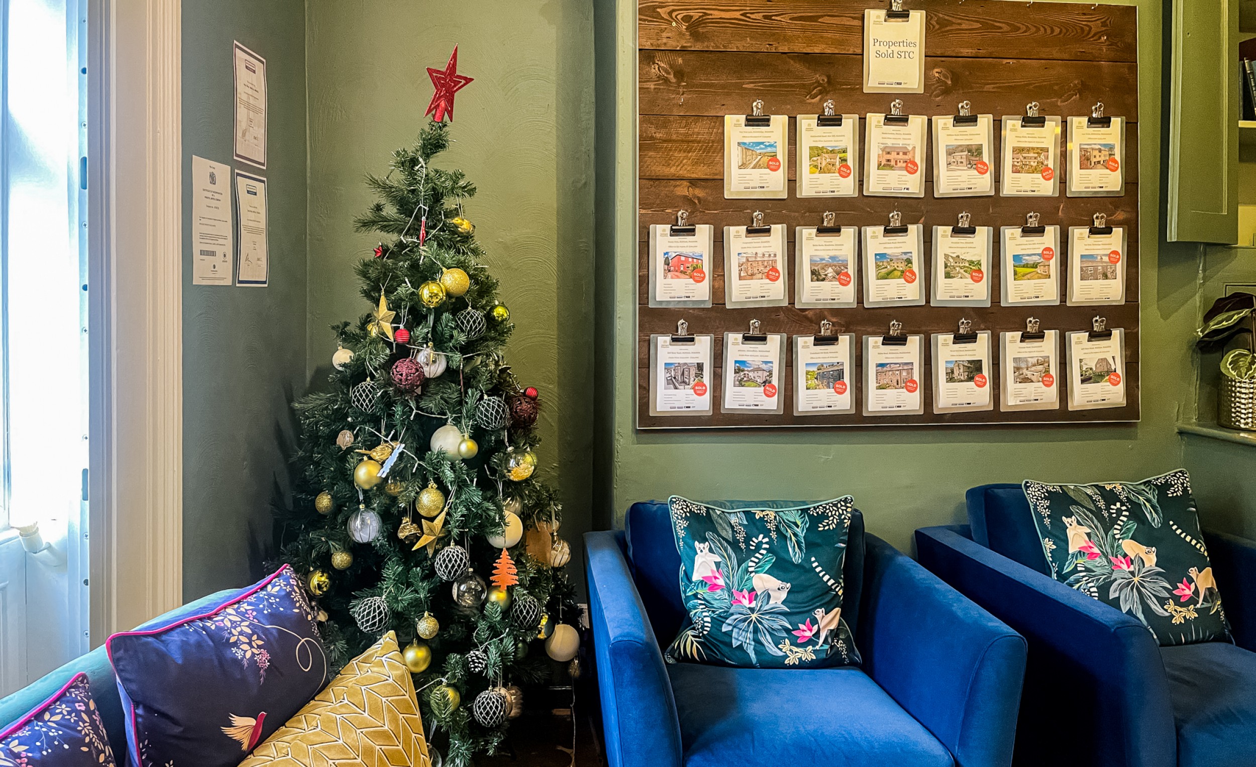 Celebrate Christmas Locally: Holmfirth’s Best Festive Spots